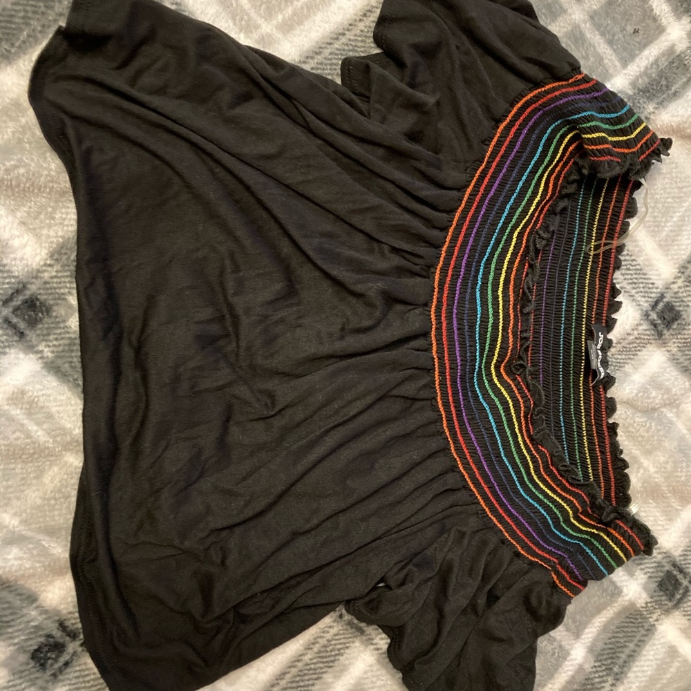 Crop off shoulder top